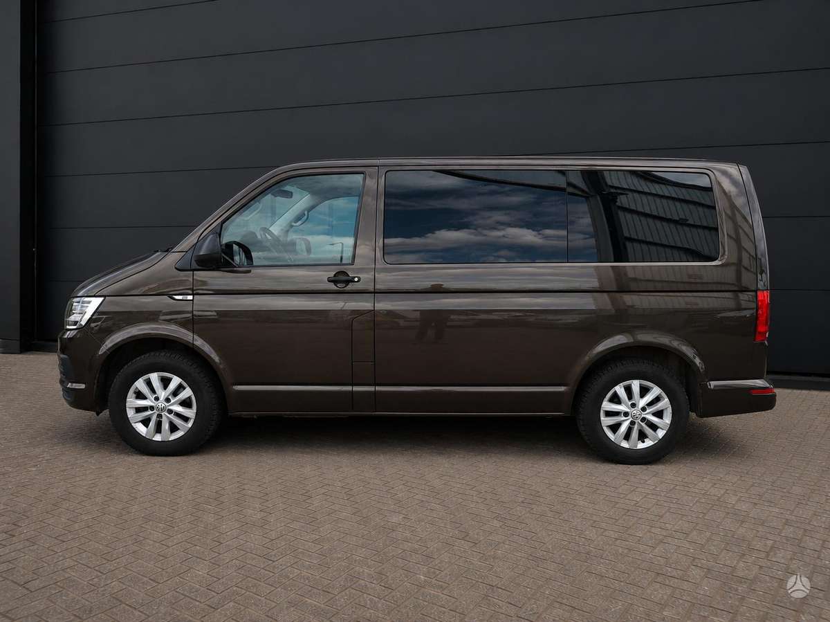 Volkswagen Multivan - 2