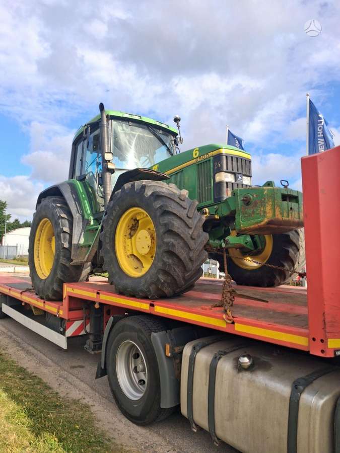 John Deere 6900, tractors