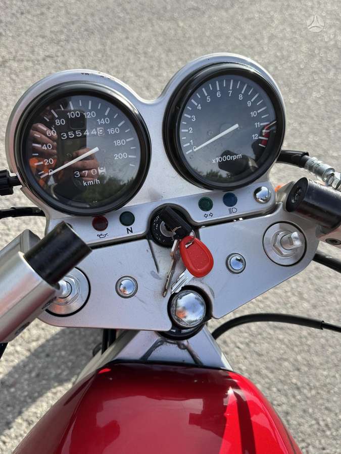 Suzuki GS 487cc, street / classic