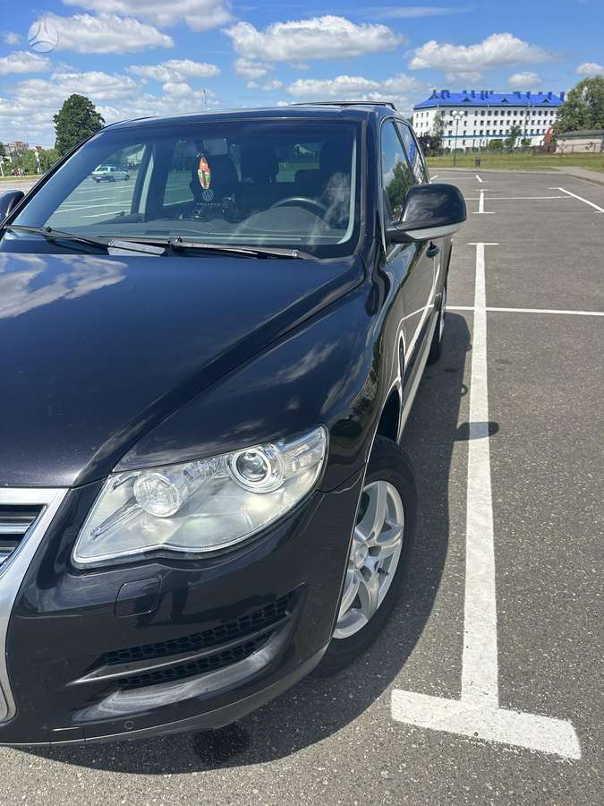 Volkswagen Touareg - 10