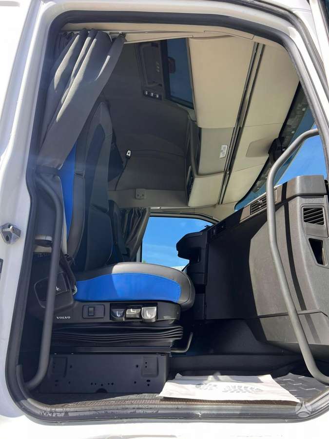 Volvo FH 500 I-SAVE, double sleeper