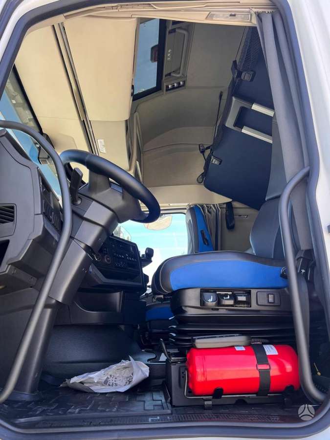 Volvo FH 500 I-SAVE, double sleeper