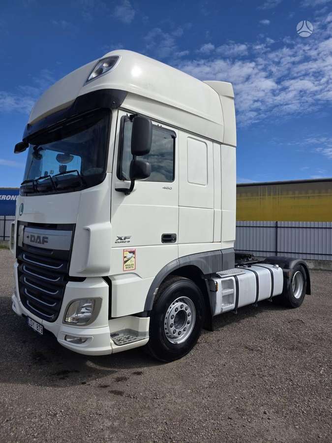 DAF 106, double sleeper
