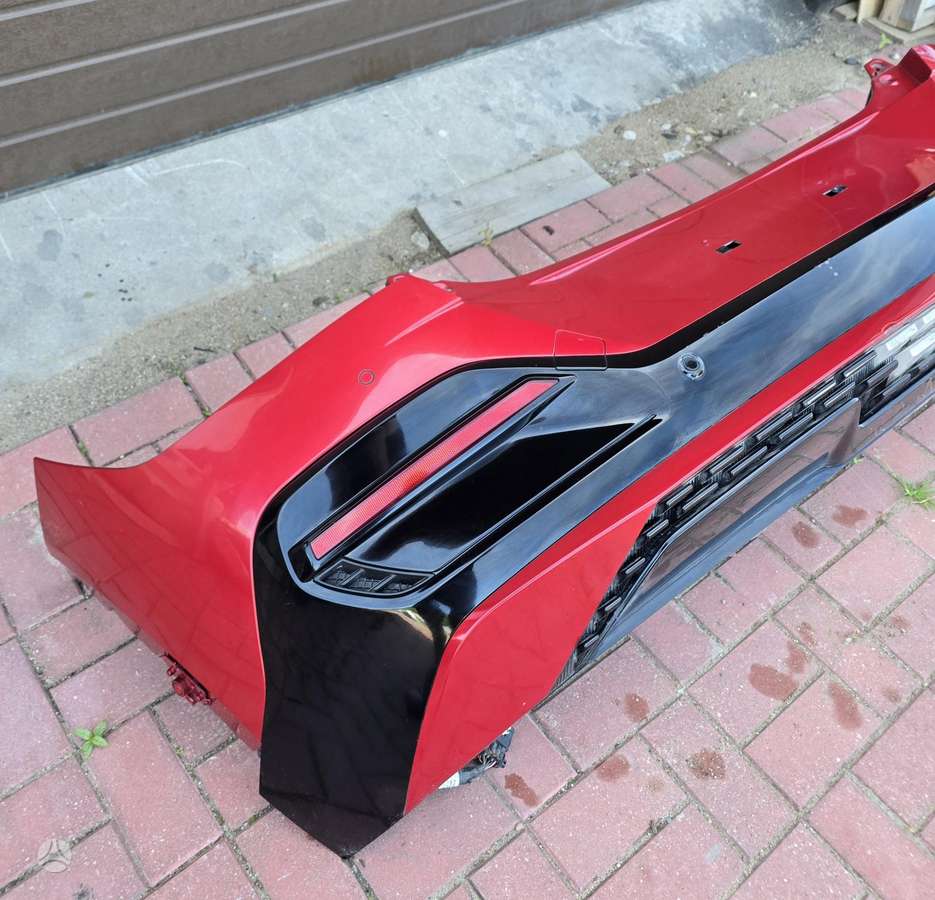 Kia EV6, Bamperiai, televizorius, variklio detalės