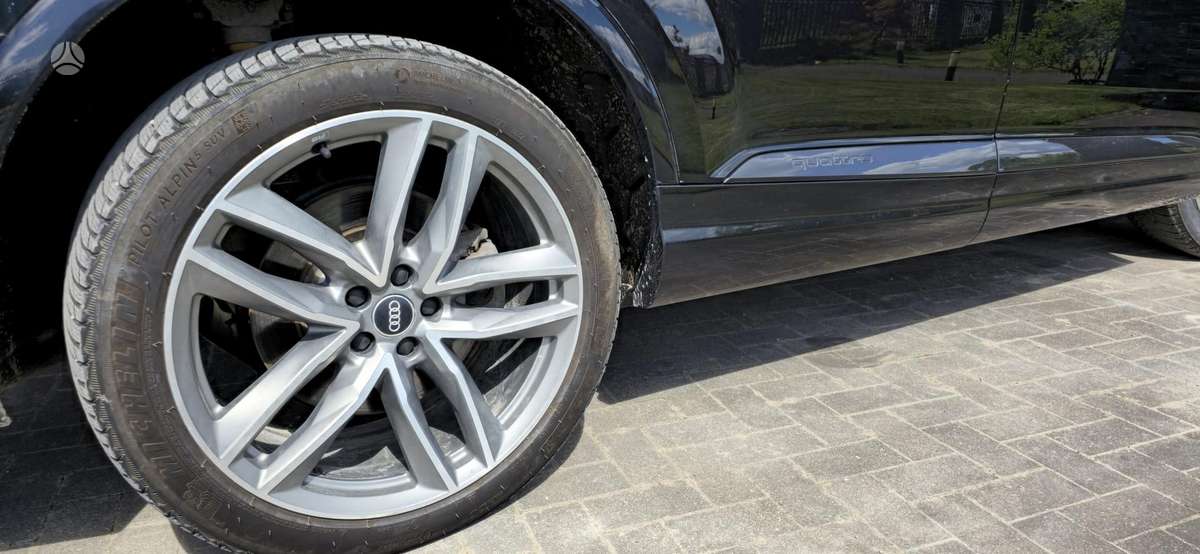 Audi Q7, 3.0 l., Внедорожник / Кроссовер