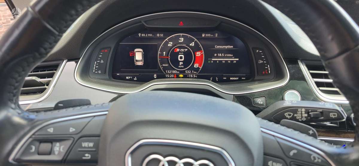 Audi Q7, 3.0 l., off-road / crossover