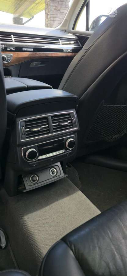 Audi Q7, 3.0 l., Внедорожник / Кроссовер