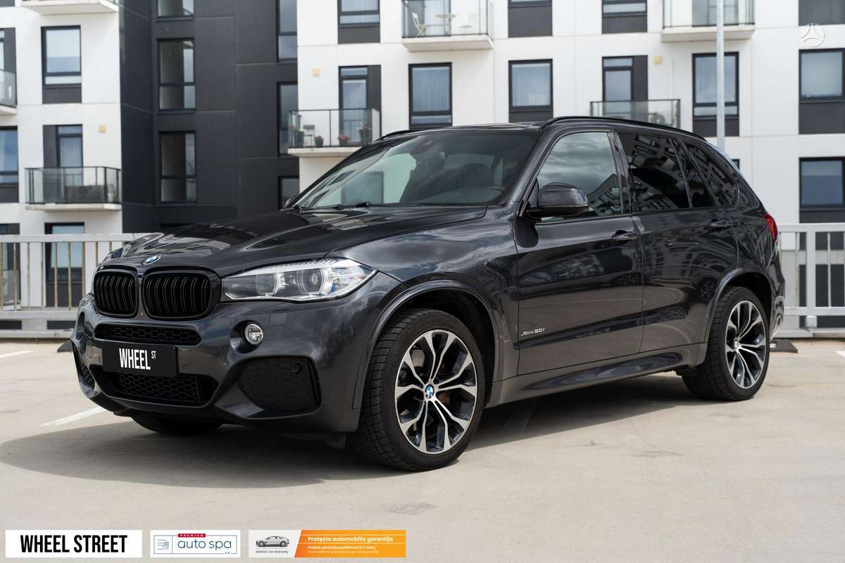 BMW X5, 4.4 l., off-road / crossover