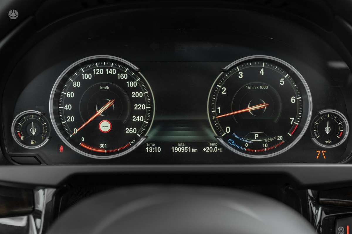 BMW X5, 4.4 l., off-road / crossover