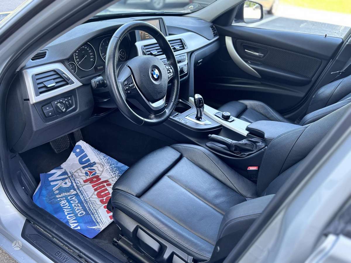 BMW 320, 2.0 l., Седан