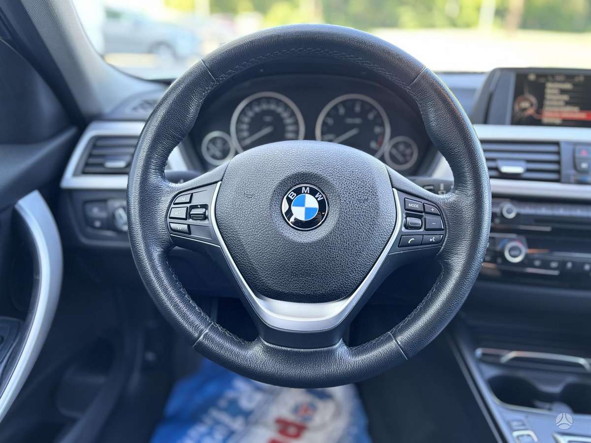 BMW 320, 2.0 l., Седан