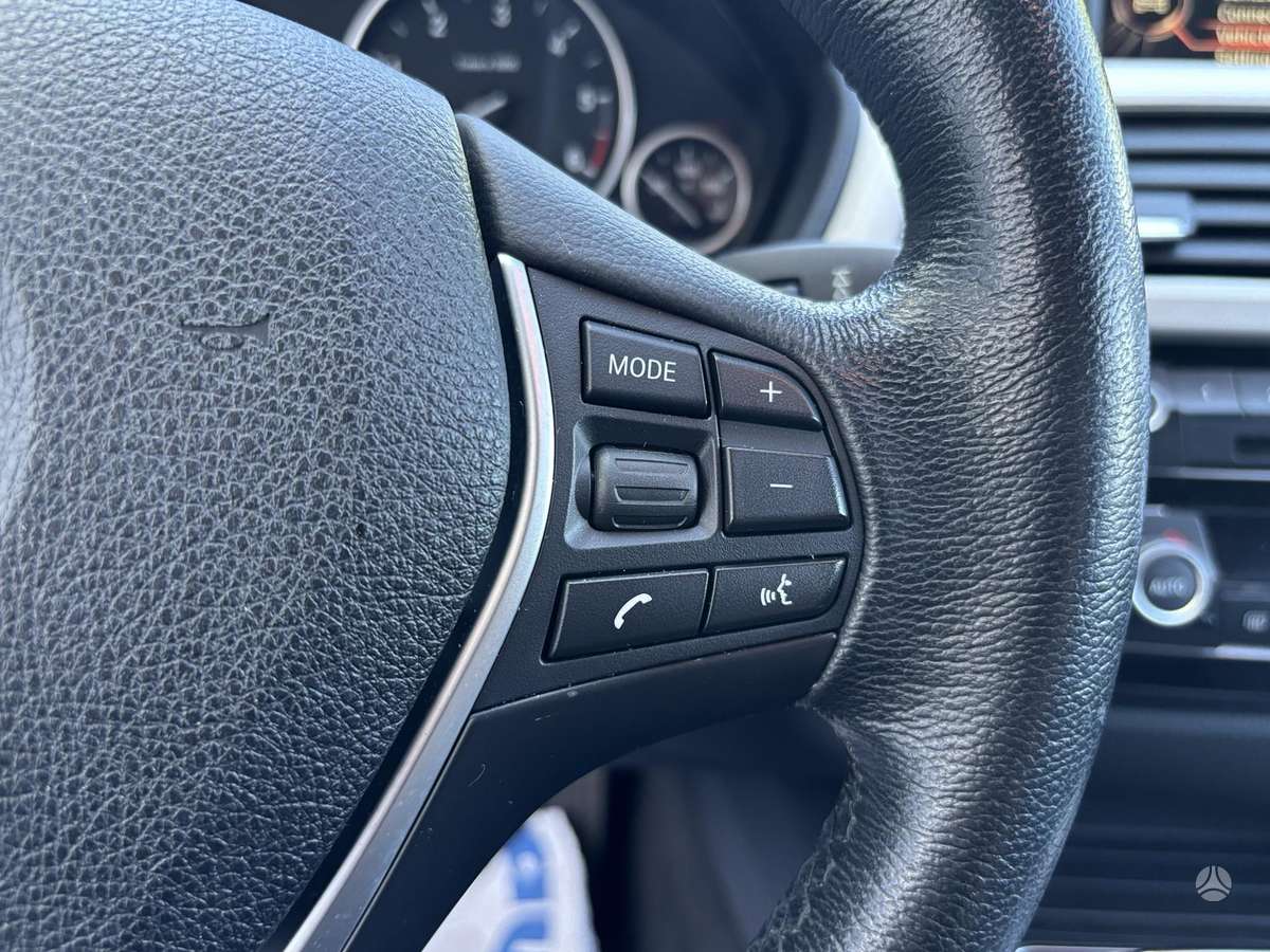 BMW 320, 2.0 l., Седан