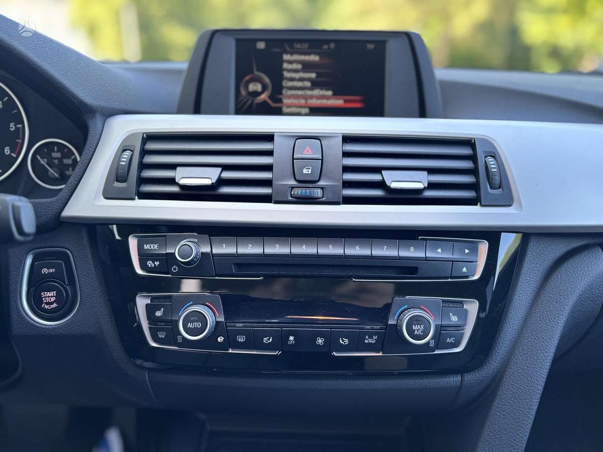 BMW 320, 2.0 l., Седан