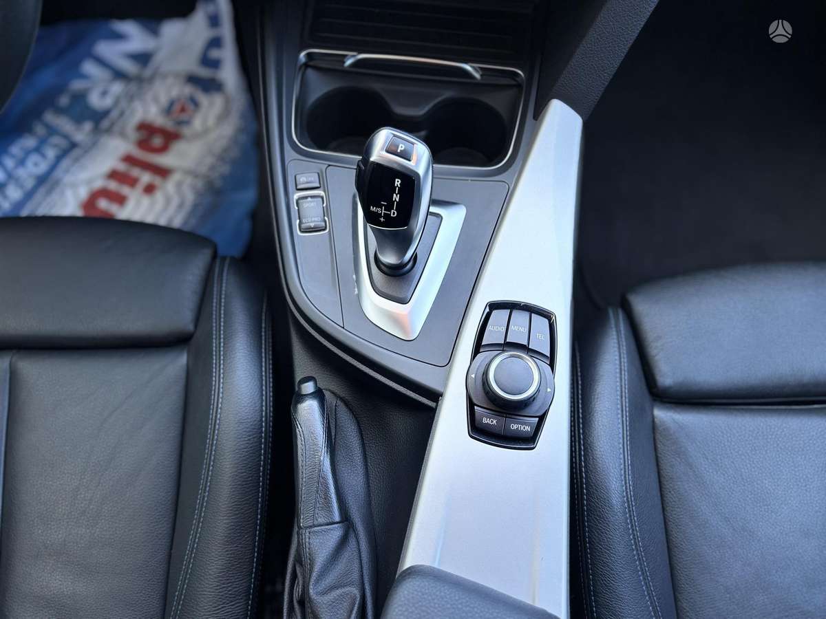 BMW 320, 2.0 l., Седан