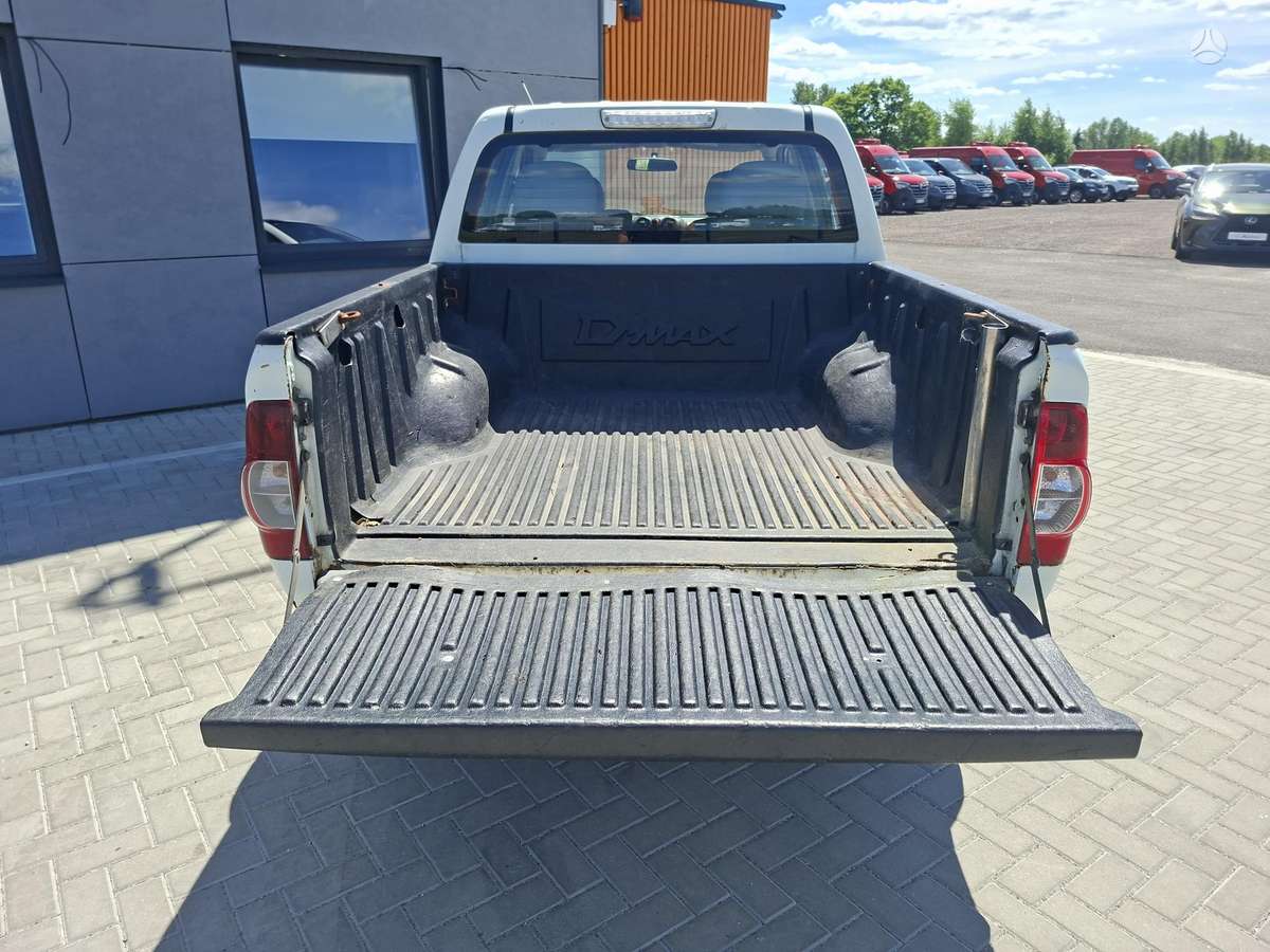 Isuzu D-Max, 3.0 l., Пикап