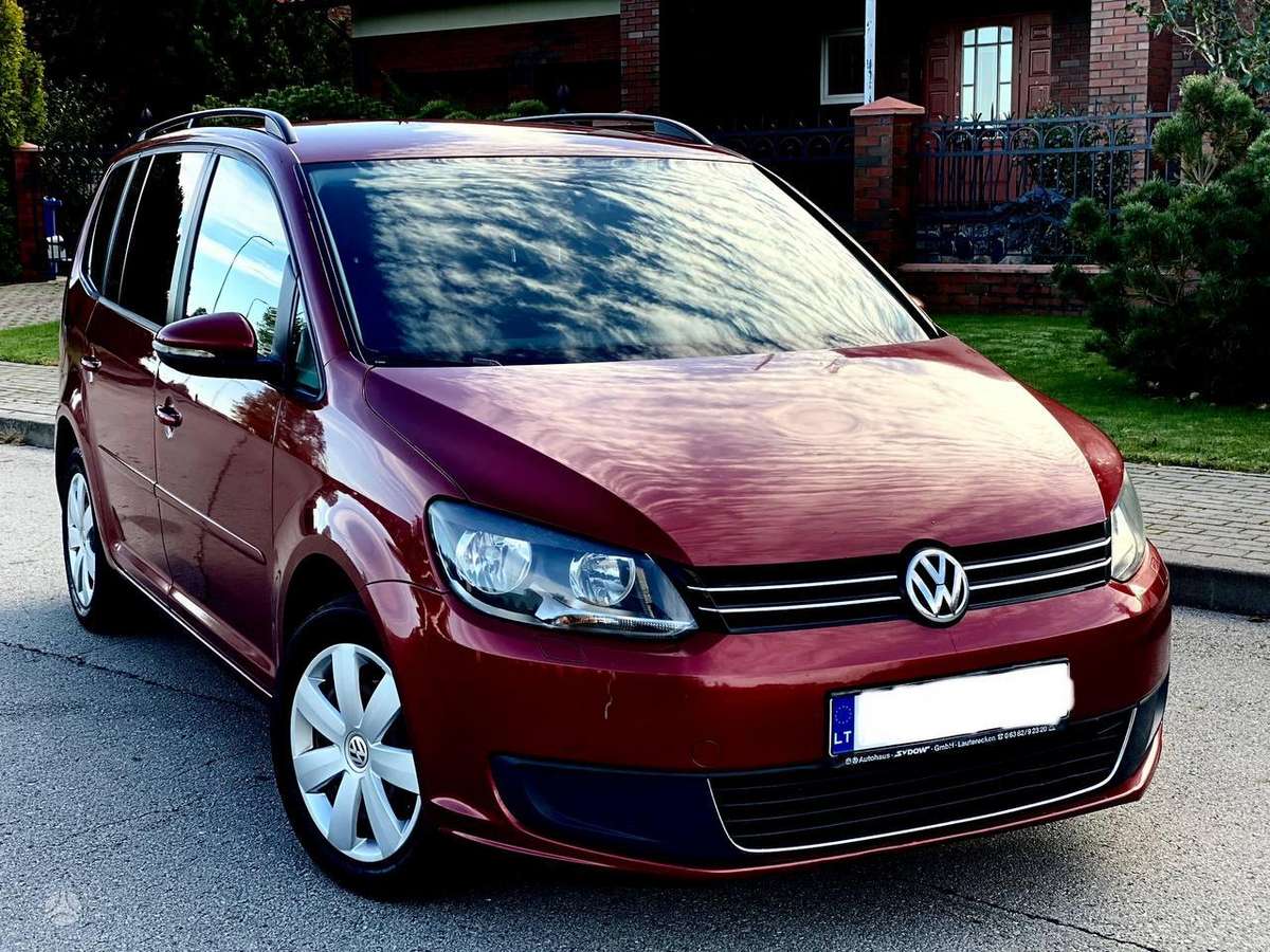 Volkswagen Touran - 3
