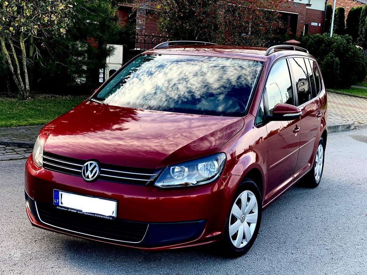 Volkswagen Touran - 4
