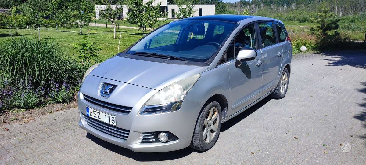 Peugeot 5008 - 1