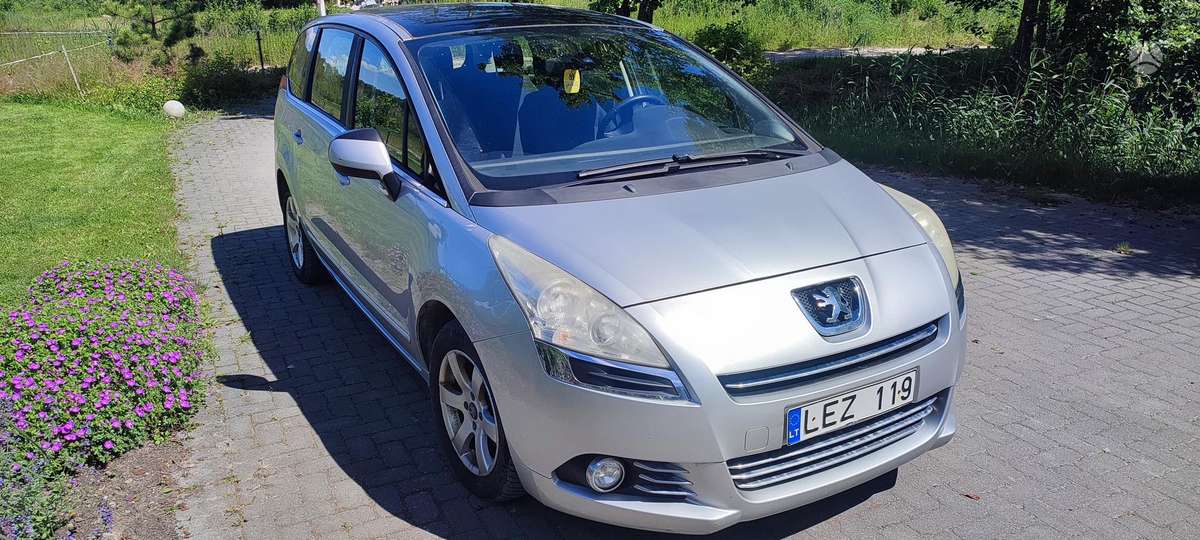 Peugeot 5008 - 2