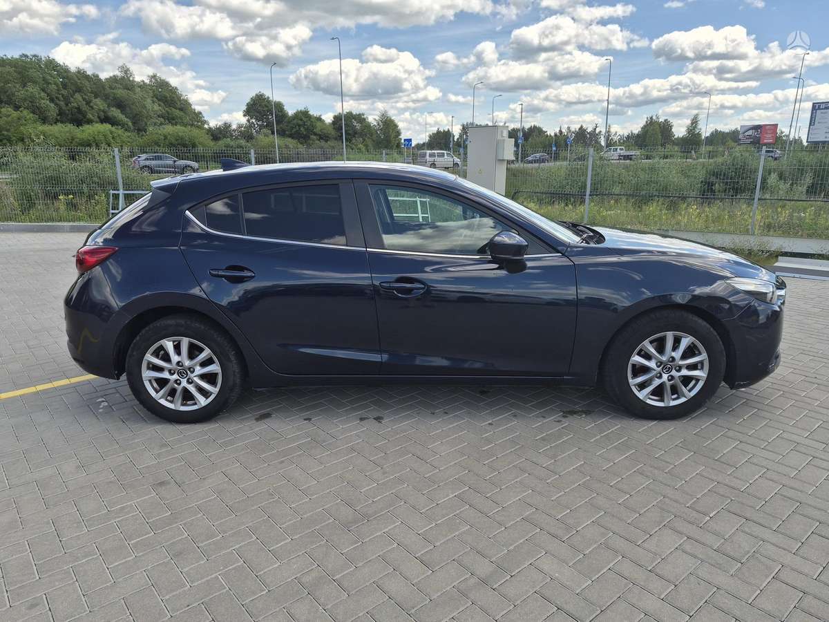 Mazda 3, 1.5 l., hečbekas