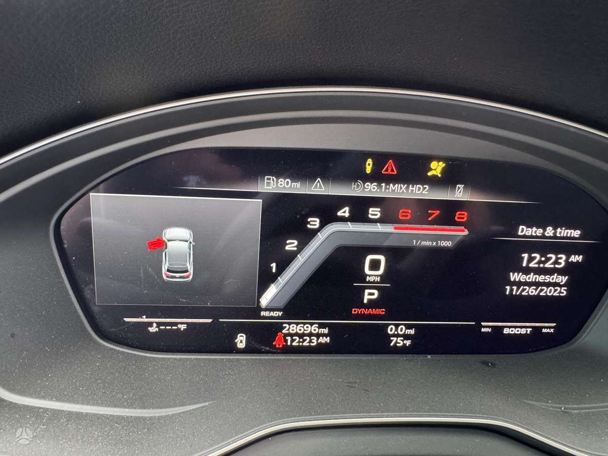 Audi SQ5, Внедорожник / Кроссовер