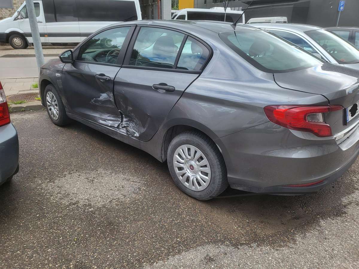 Fiat Tipo, 1.0 l., Седан