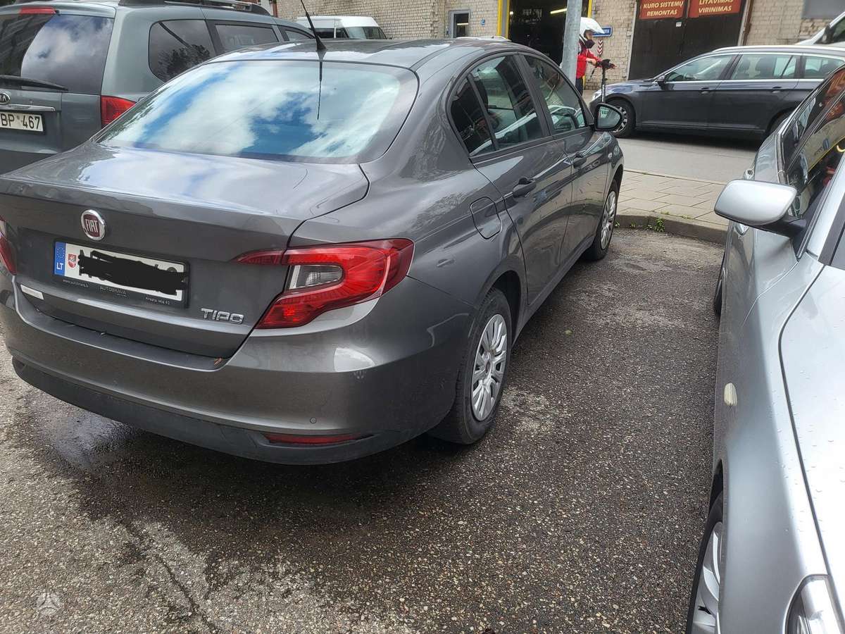 Fiat Tipo, 1.0 l., Седан
