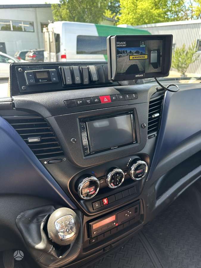 Iveco Daily, пассажирский микроавтобус