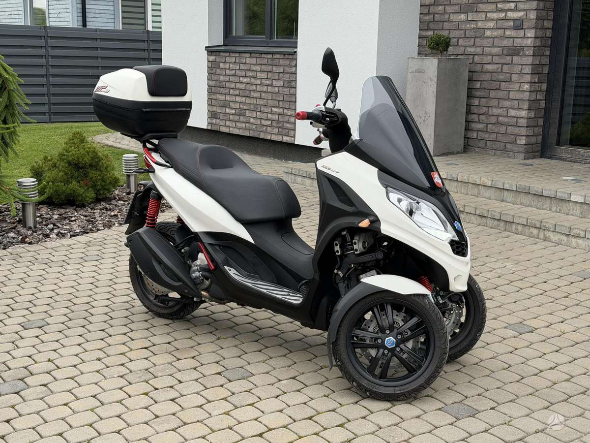 Piaggio MP3 300cc, трициклы