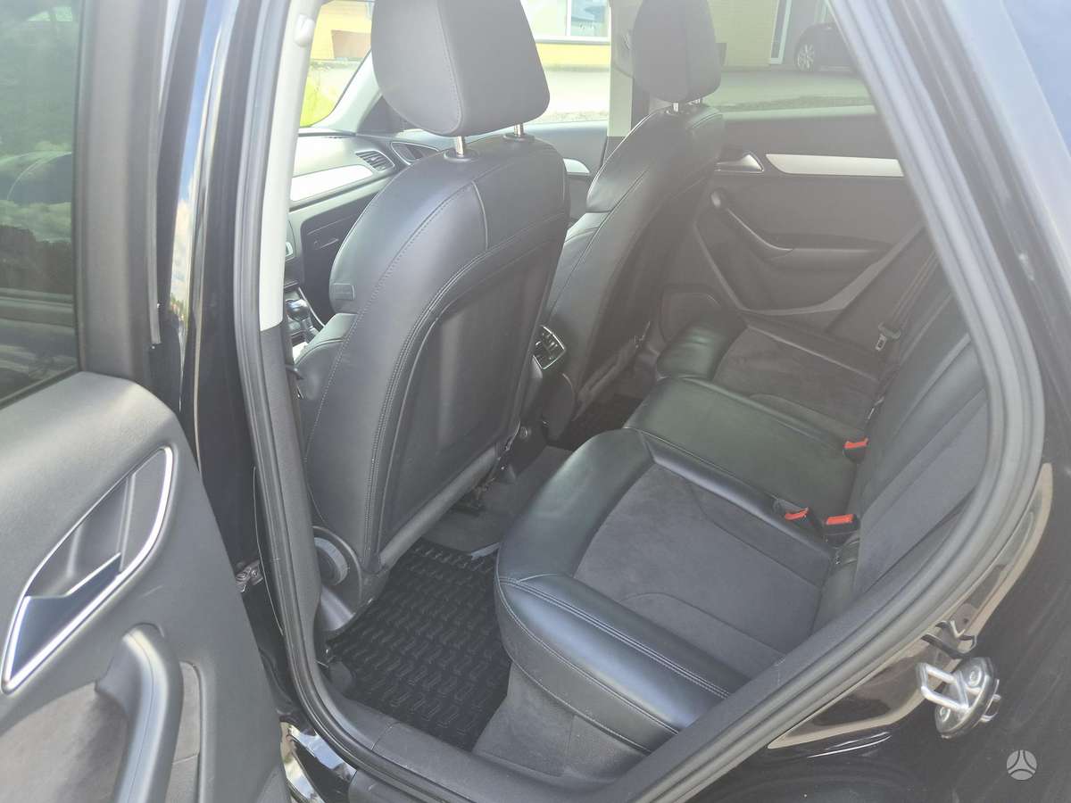 Audi Q3, 2.0 l., hatchback