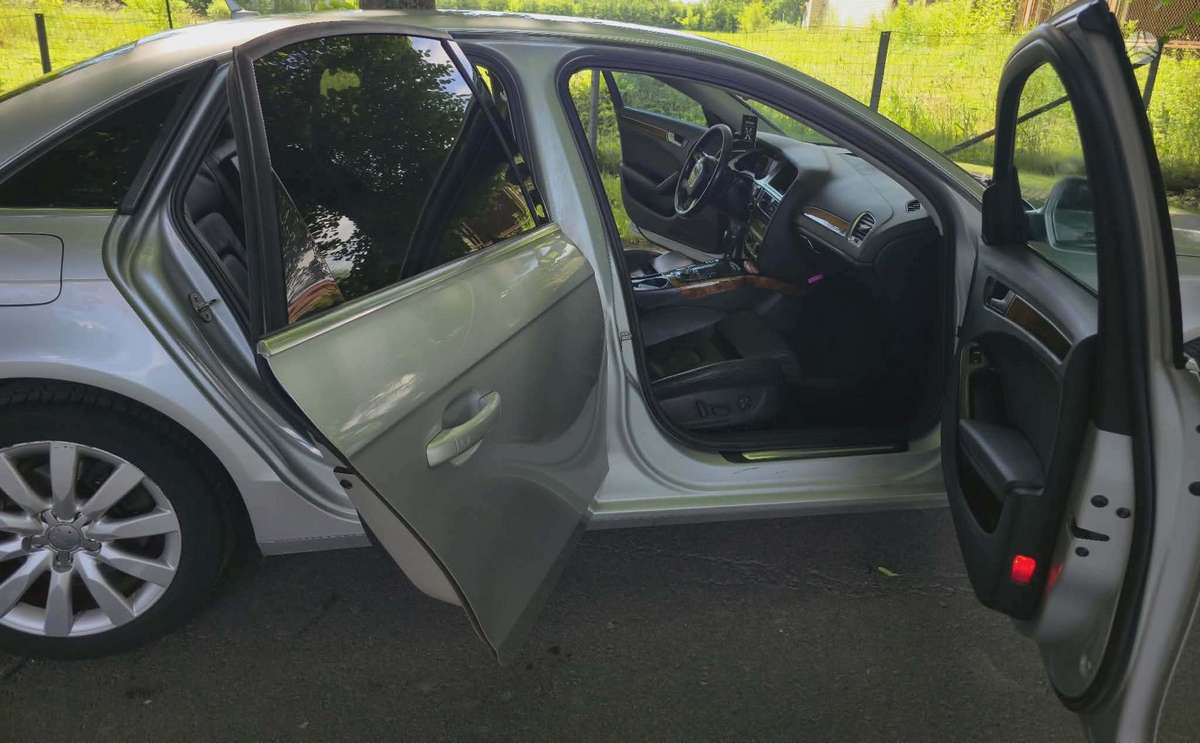 Audi A4, 2.7 l., Седан