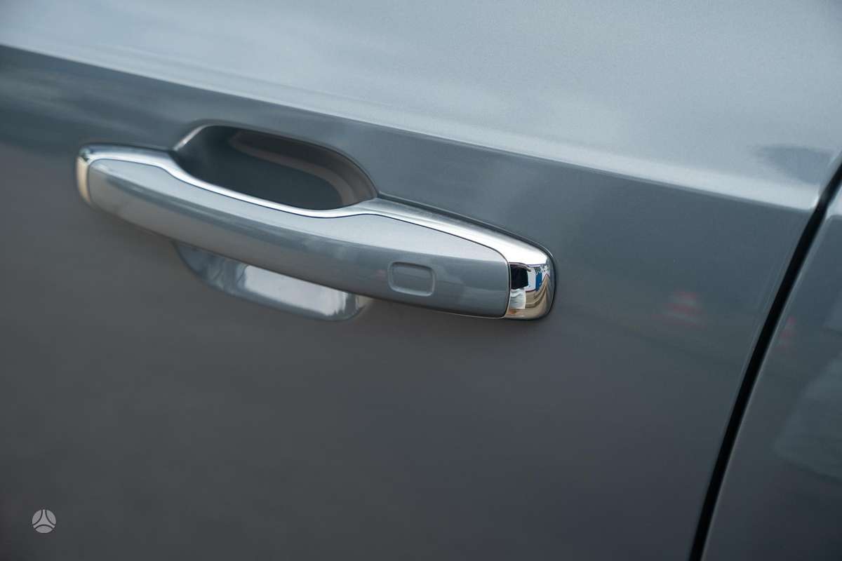 Volvo XC90 - 6