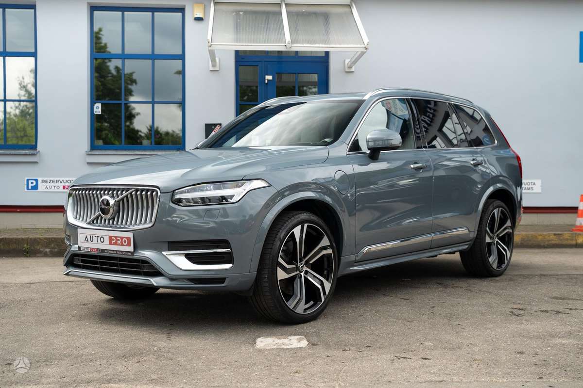 Volvo XC90 - 8