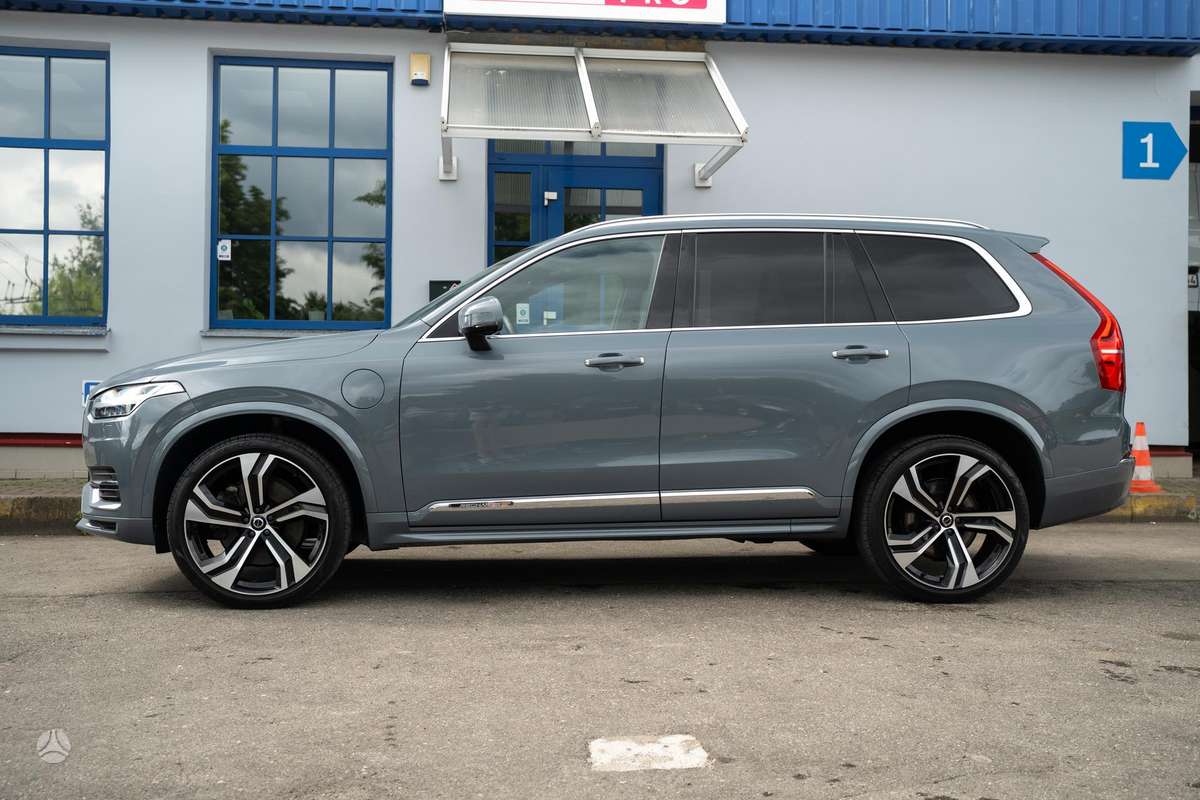 Volvo XC90 - 9