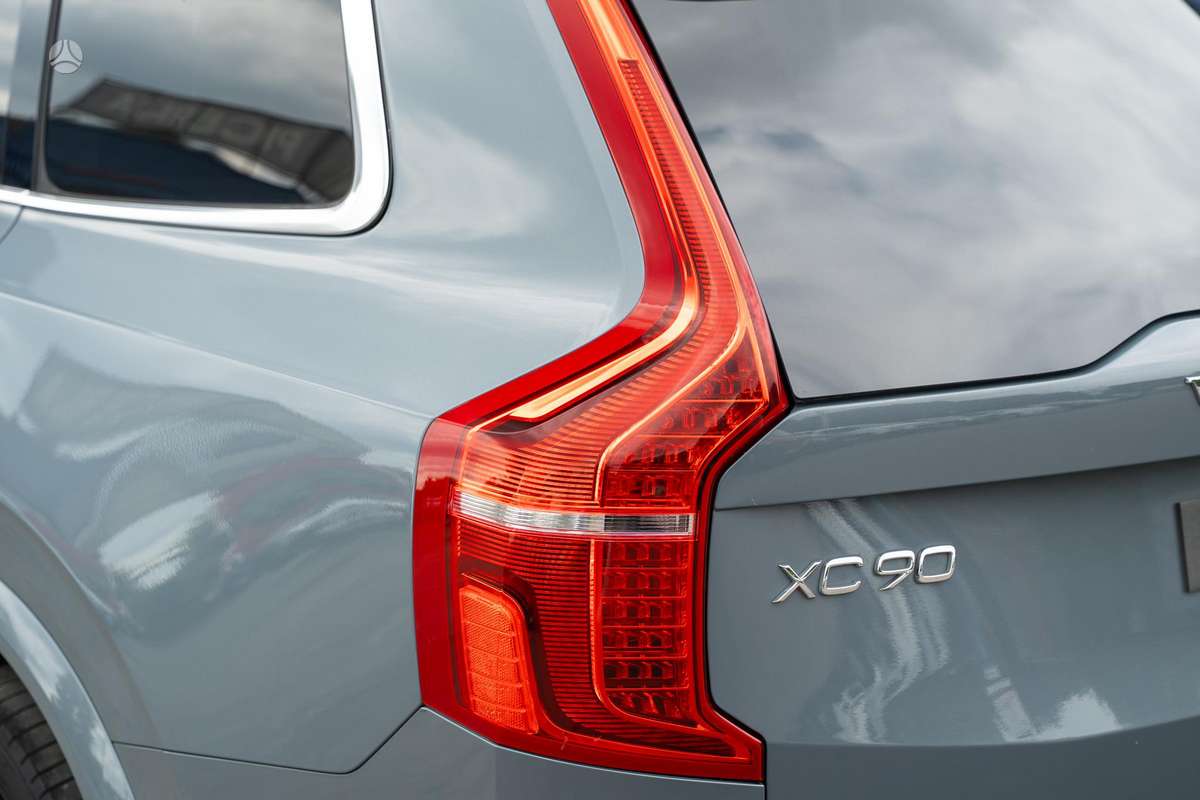 Volvo XC90 - 12