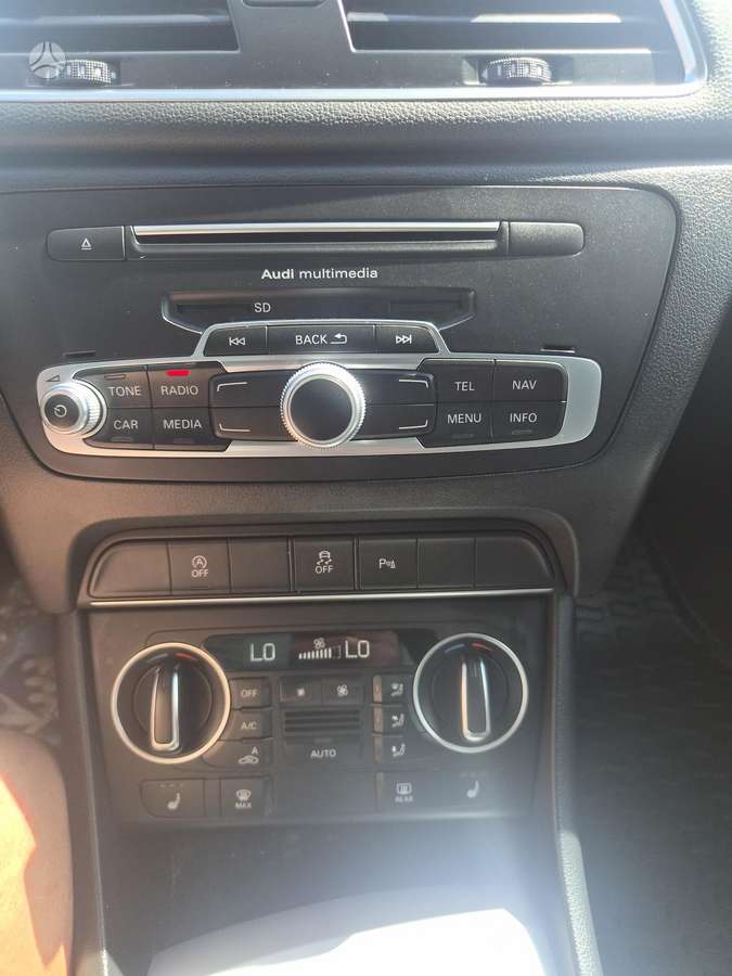 Audi Q3, 2.0 l., hatchback