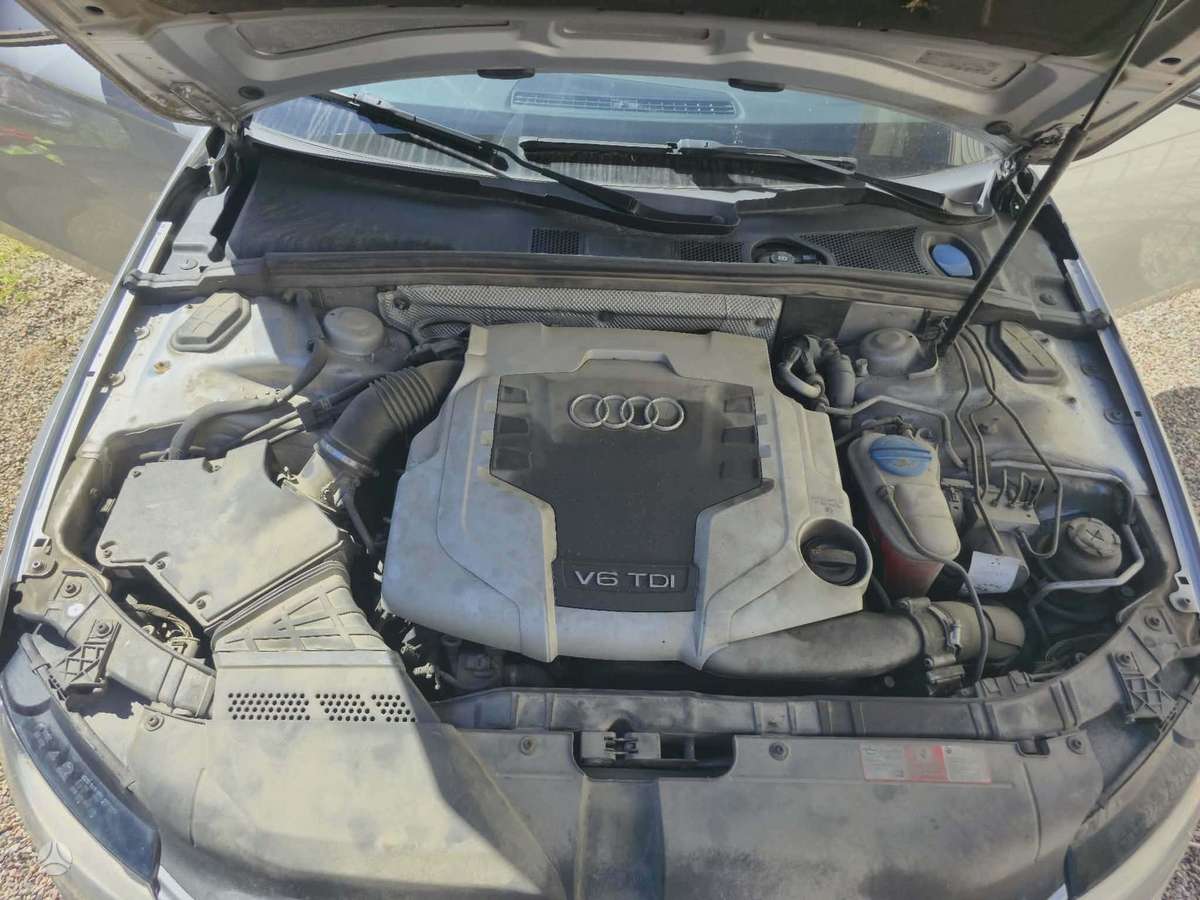 Audi A4, 2.7 l., Седан