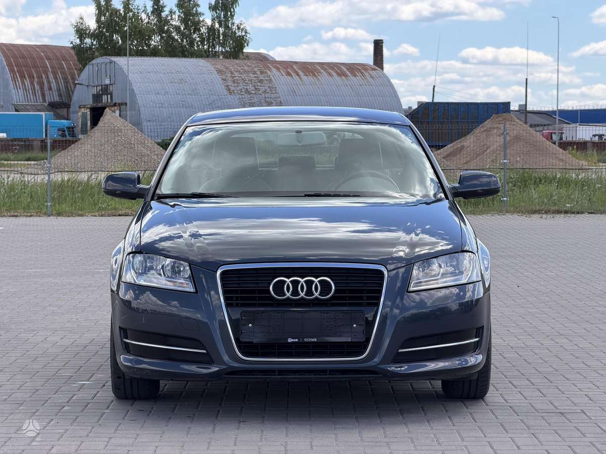 Audi A3, 1.6 l., Хэтчбек