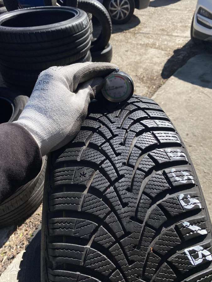 Goodyear UltraGrip, всесезонные 195/55 R16