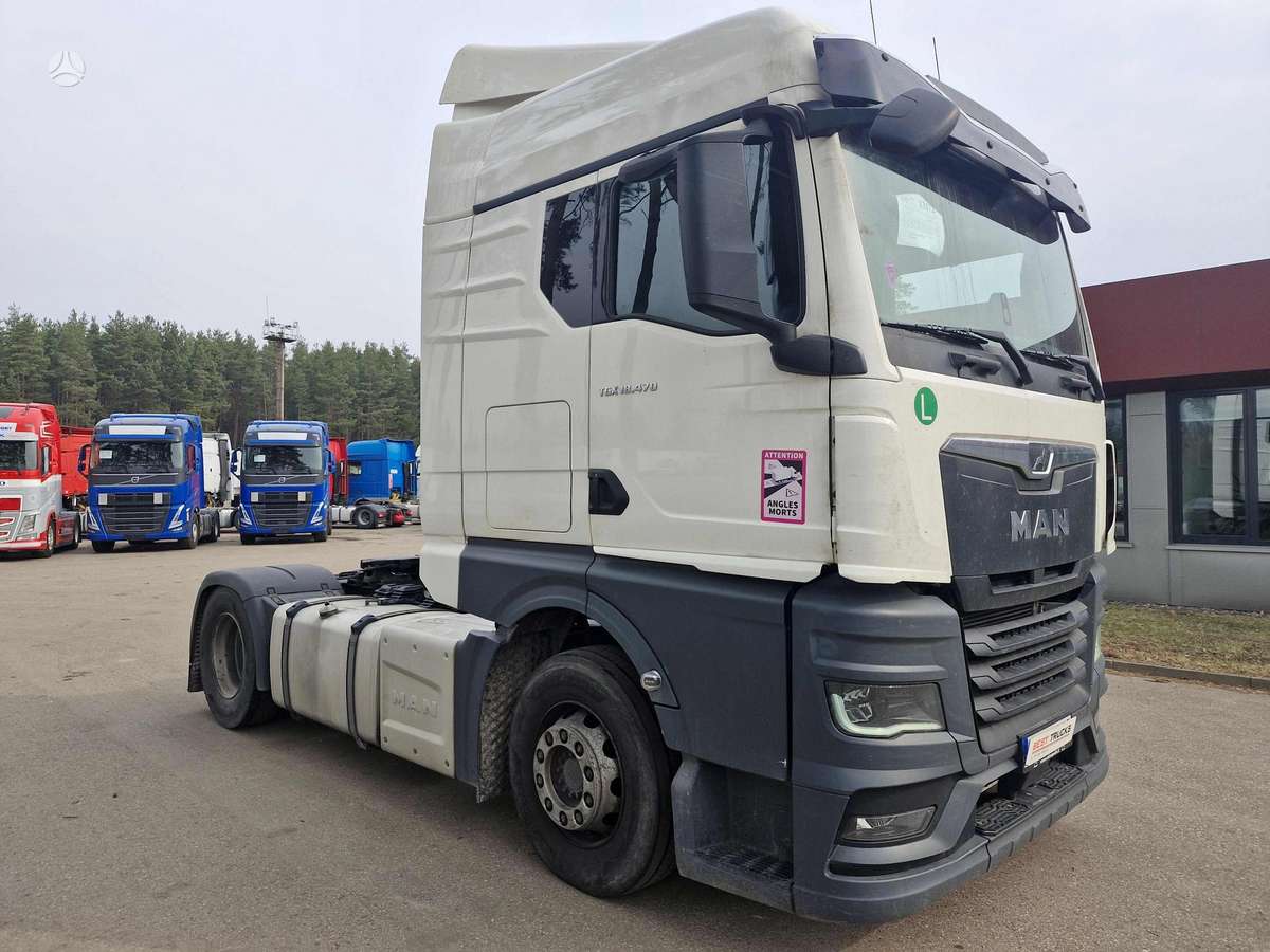 MAN TGX, double sleeper