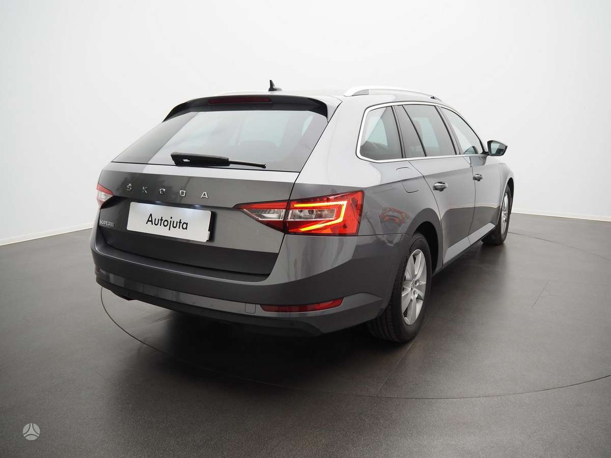 Skoda Superb, 2.0 l., Универсал