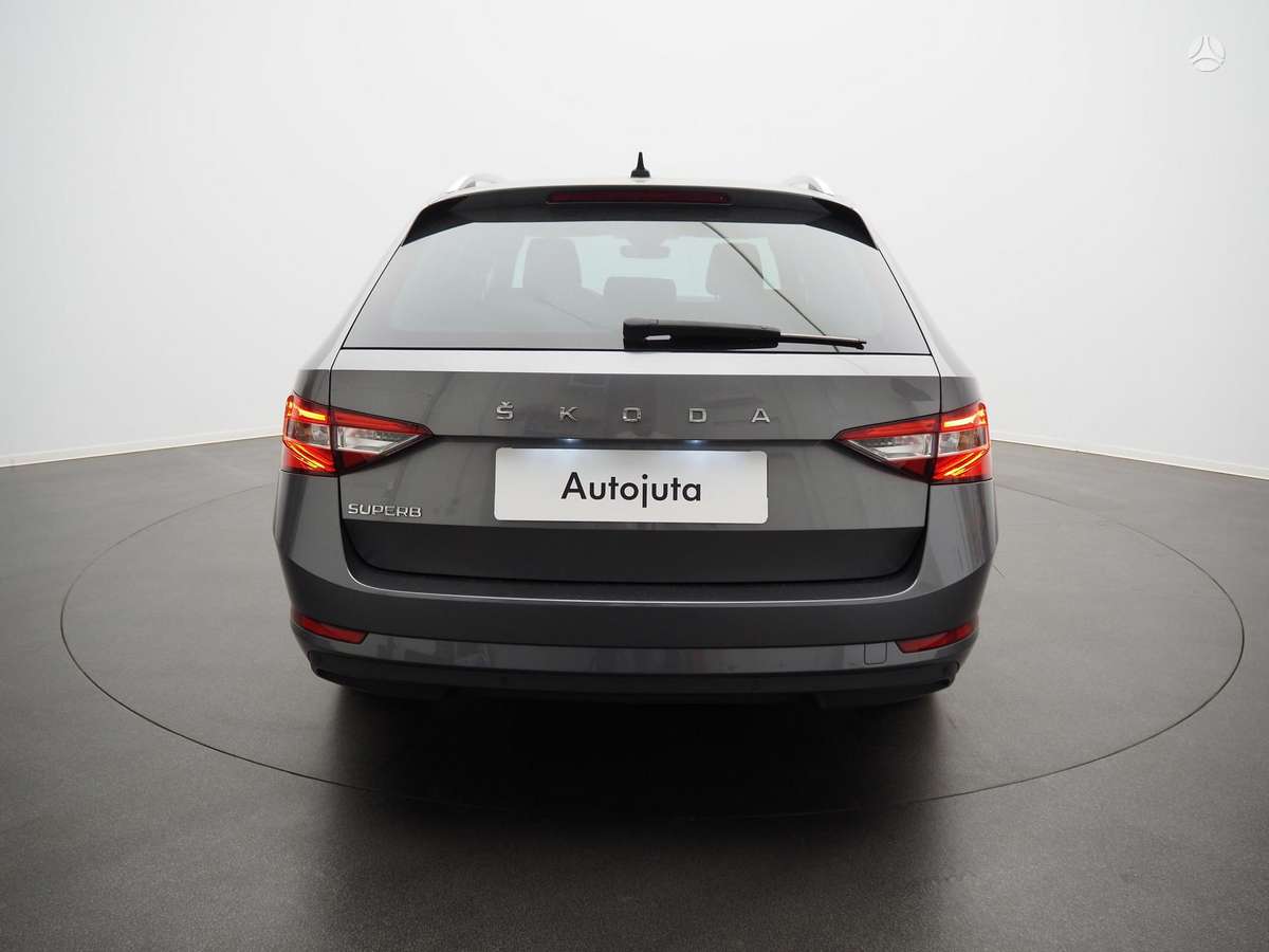Skoda Superb, 2.0 l., Универсал