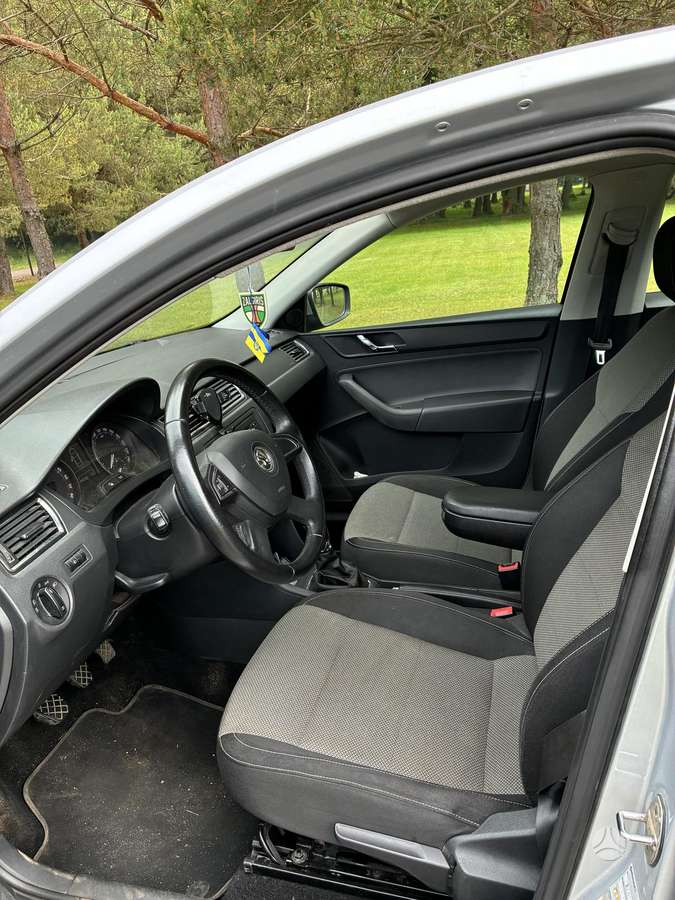Škoda Rapid - 6