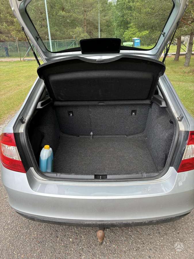 Škoda Rapid - 8