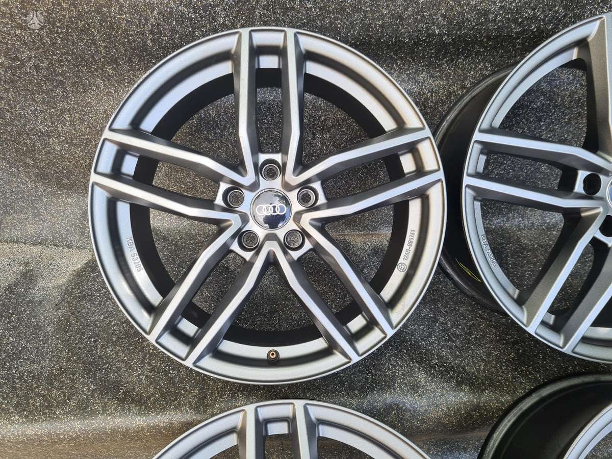 Audi A4  /  A6  /  Q5, light alloy, R18