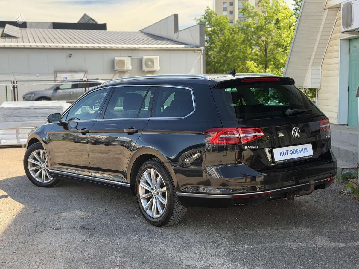 Volkswagen Passat - 4