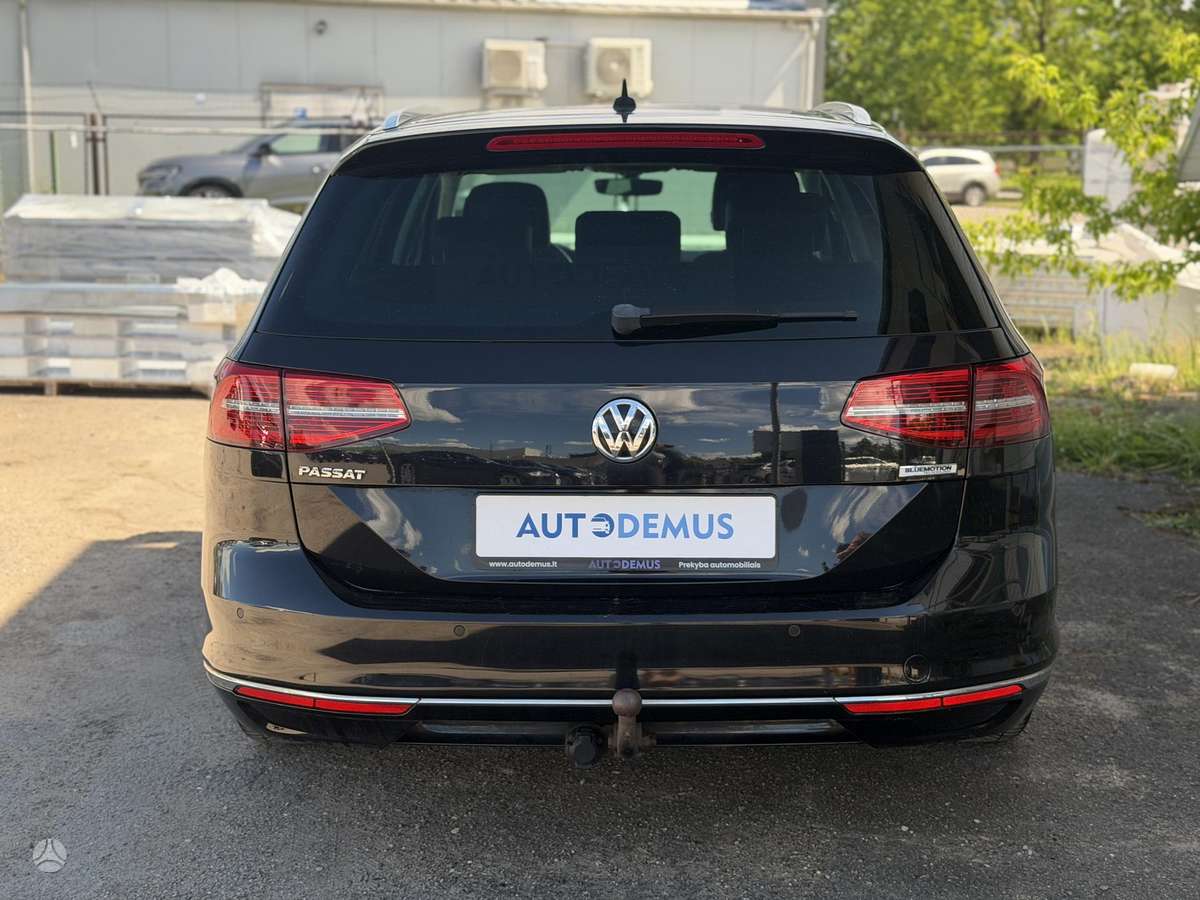 Volkswagen Passat - 9