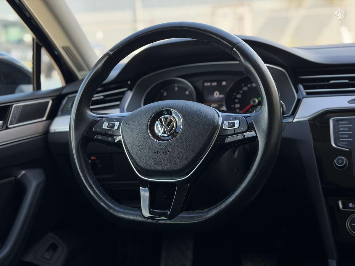 Volkswagen Passat, 1.6 l., Универсал