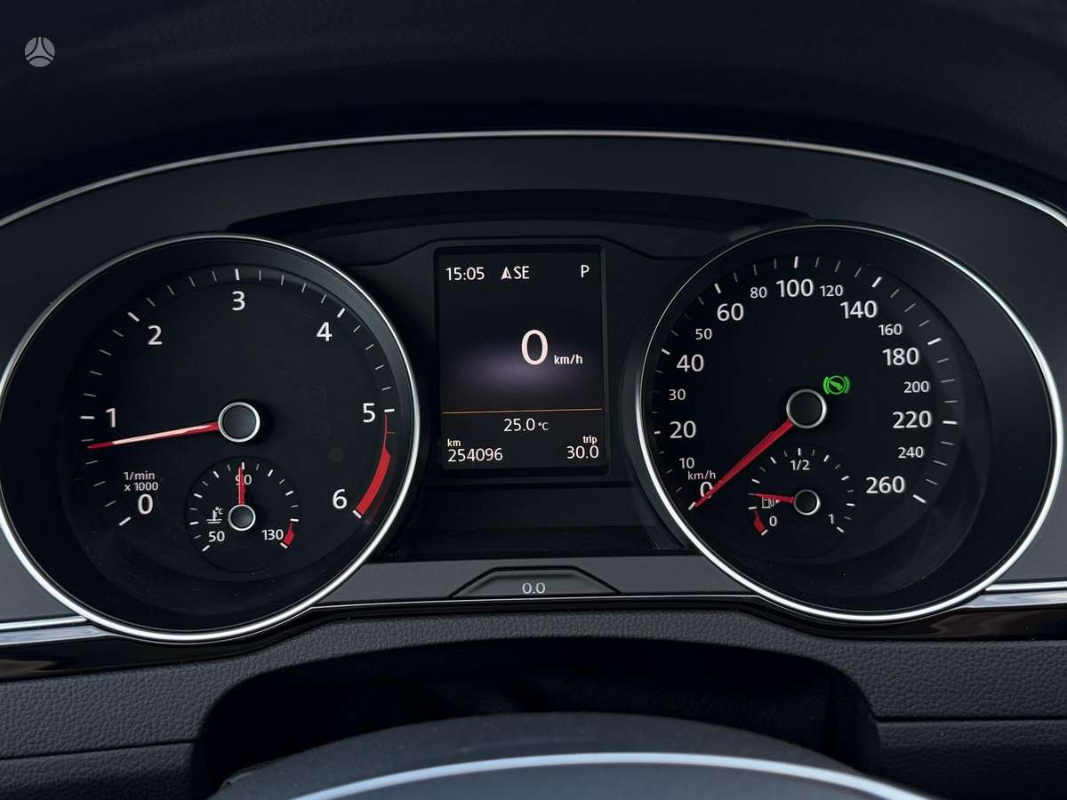 Volkswagen Passat, 1.6 l., Универсал