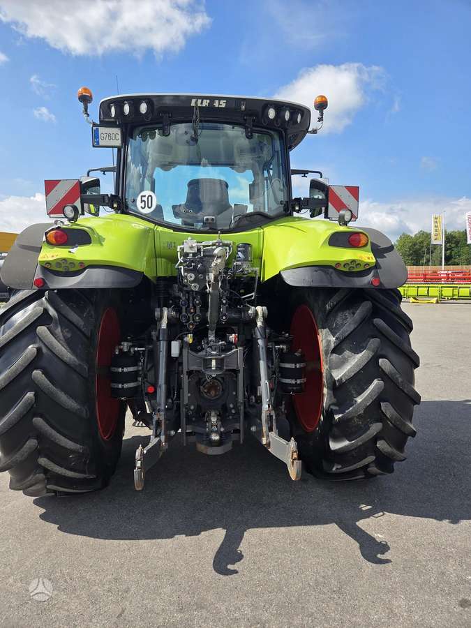 Claas Axion 850, tractors